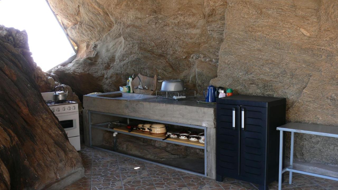 Rooiklip Camp Flintstone Apartment Exterior photo