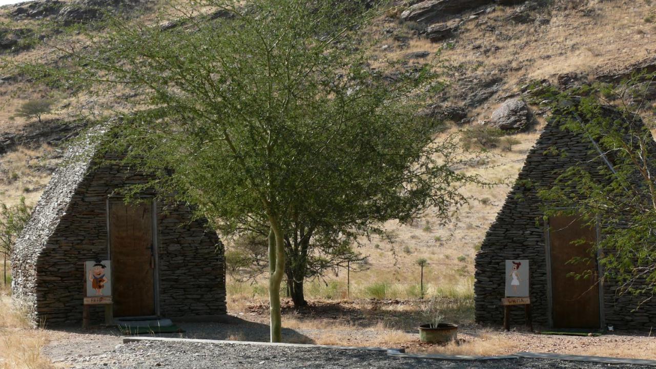 Rooiklip Camp Flintstone Apartment Exterior photo